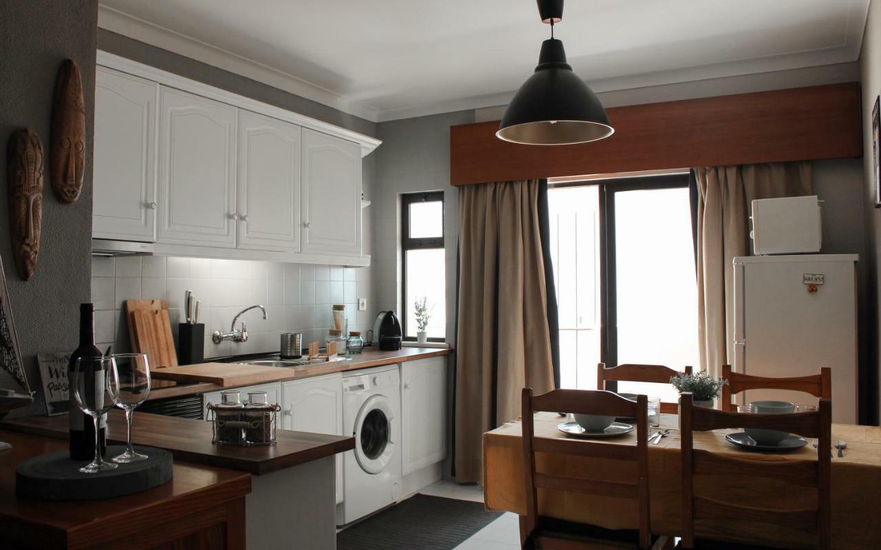 Apartamento Lovely Oceanview Beach House Portimão Exterior foto